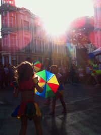 Já é Carnaval? Ainda não – mas em setembro todo mundo cai no passo no Dia Nacional do Frevo!