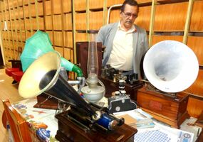 Nirez, 90 anos – parte 1: relíquias e curiosidades de um acervo que preserva parte da história musical e cultural do Brasil