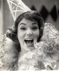 Brasileira, profissão: cantora. O centenário de Bibi Ferreira, diva do teatro e também da música