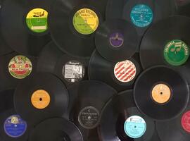 Fala, Discografia Brasileira: nos cinco anos do site, uma seleção de memórias e músicas a seis mãos